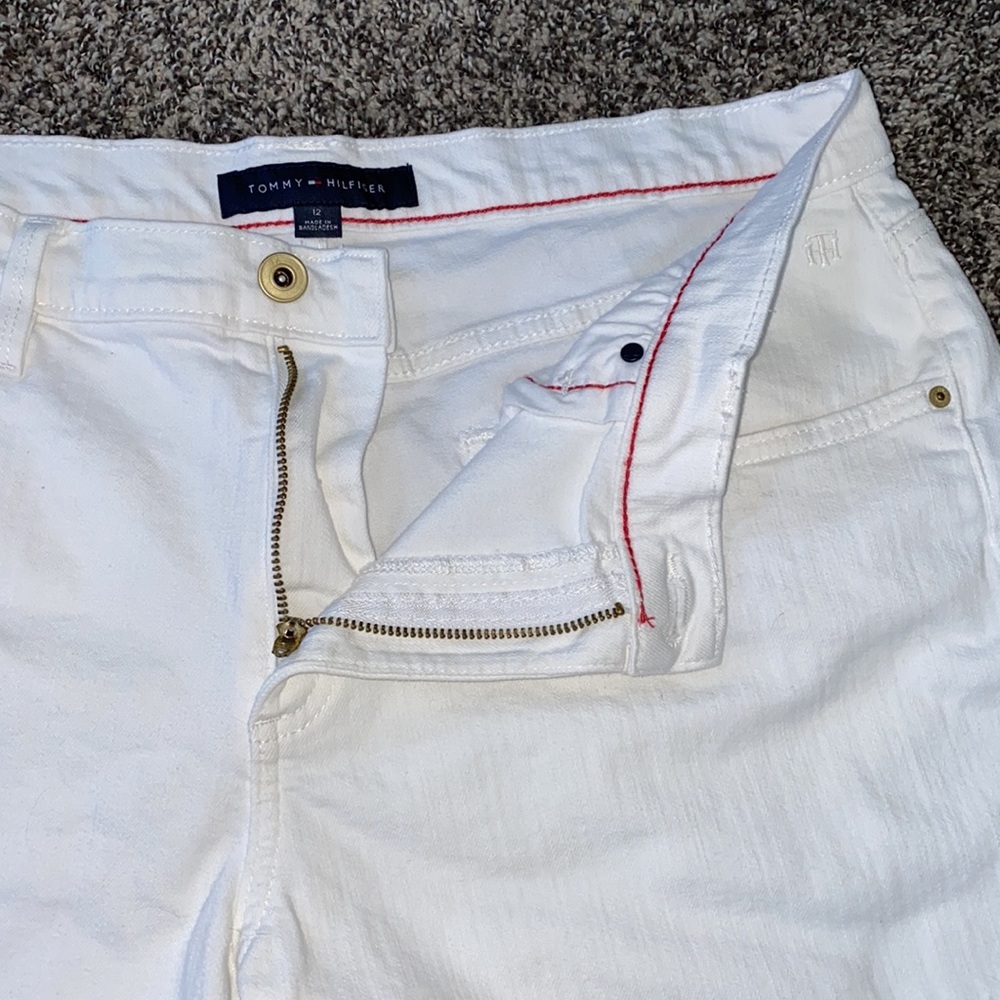 Tommy Hilfiger White Jean Shorts 12 - Picture 8 of 11